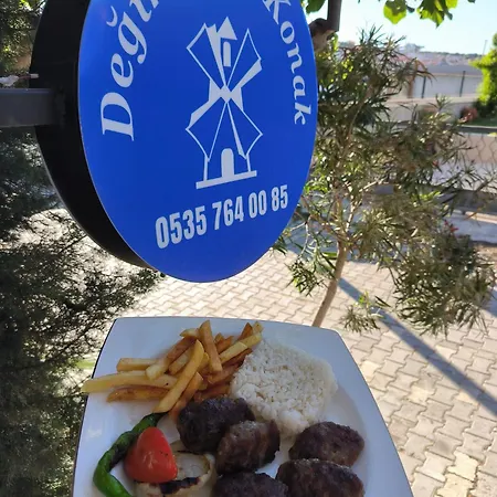 ベッド・アンド・ブレックファスト Degirmenli アラカティ